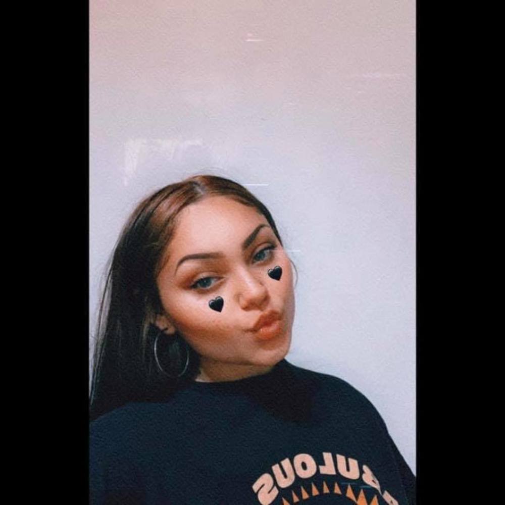 Meet your Posher, Veronica